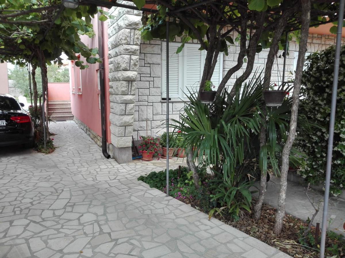 Jere Apartment *